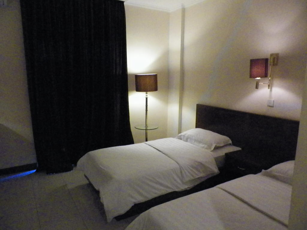 Excellent Seven Boutique Hotel باندونج الغرفة الصورة